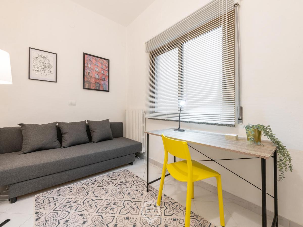 Aurora'S Apartment Кальяри Экстерьер фото